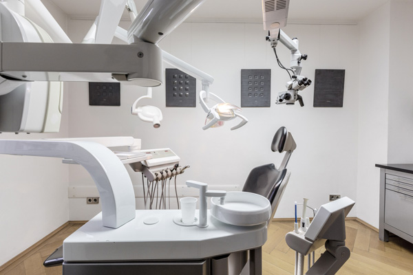 Zahnarztpraxis in München auf hohem technischen Niveau.
